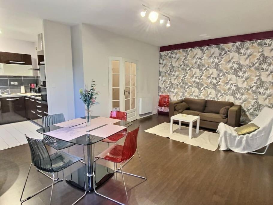 Appartement En Residence, Blois Eksteriør billede